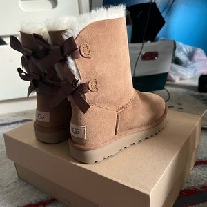 Bailey Bow Uggs